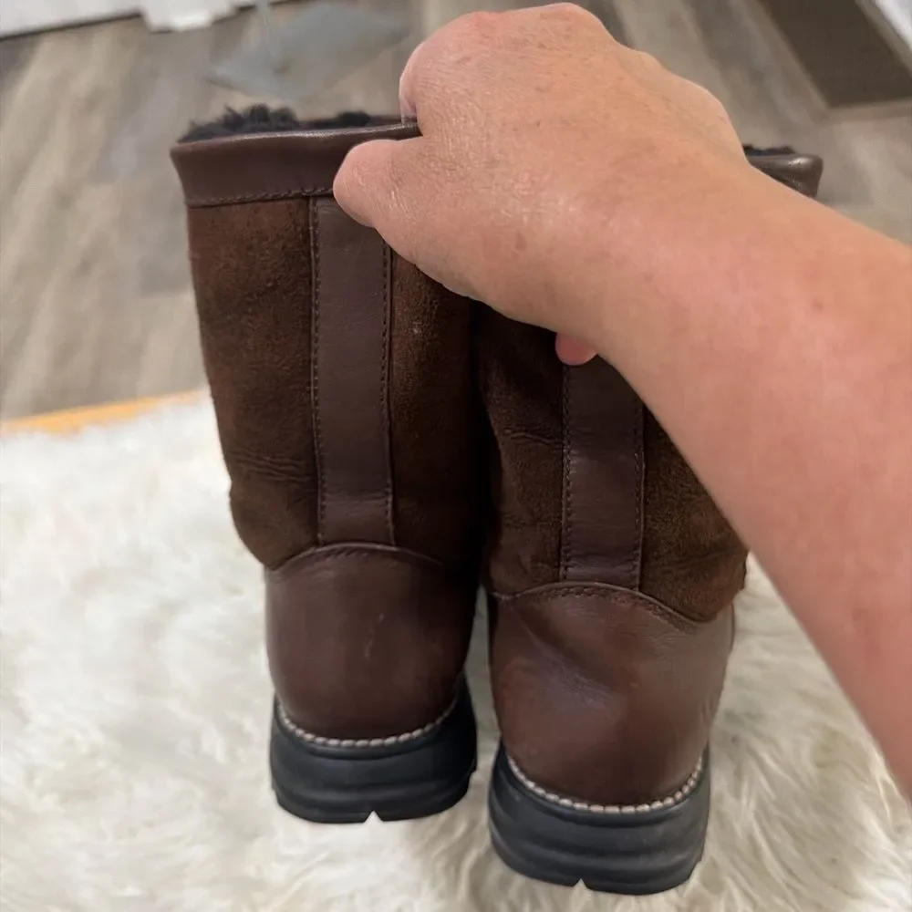 UGG cozy brown